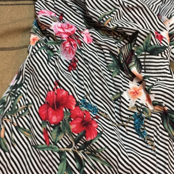 Dress forum floral romper - Picture 4 of 4